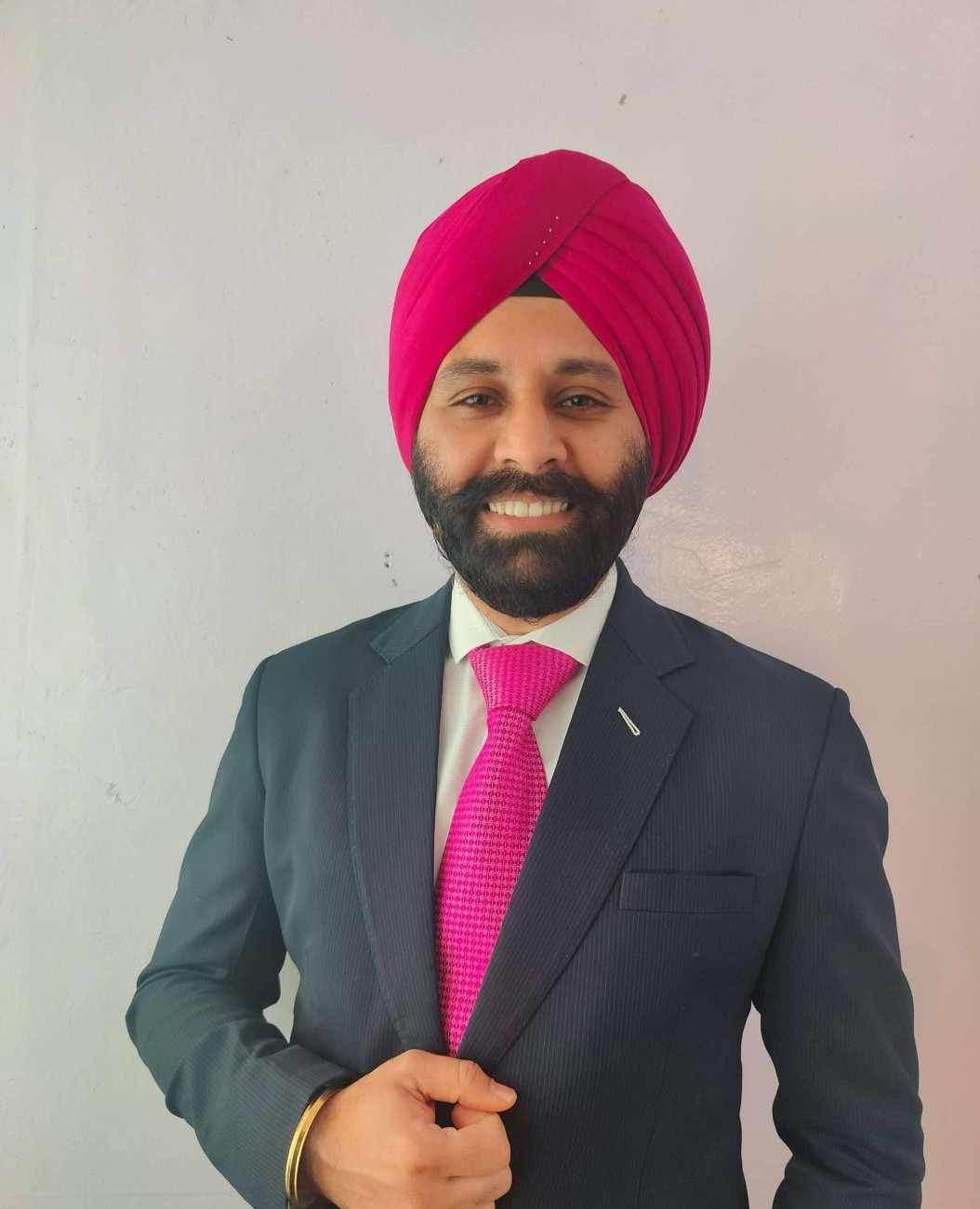 Dr. Gurneet Singh Sawhney - Neurosurgeon in Mumbai
